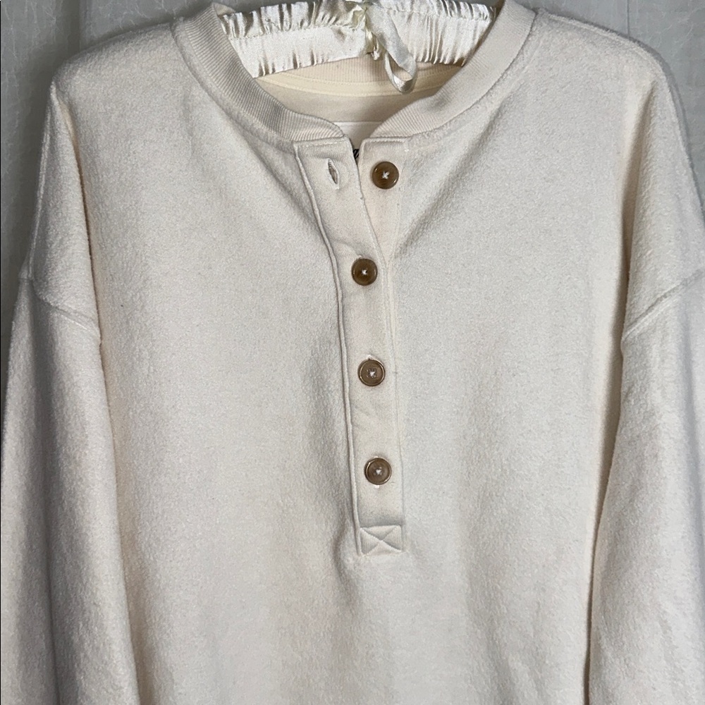 aerie Neutral Ivory Quarter Button Cotton Sherpa Henley Sweatshirt - Picture 11 of 17